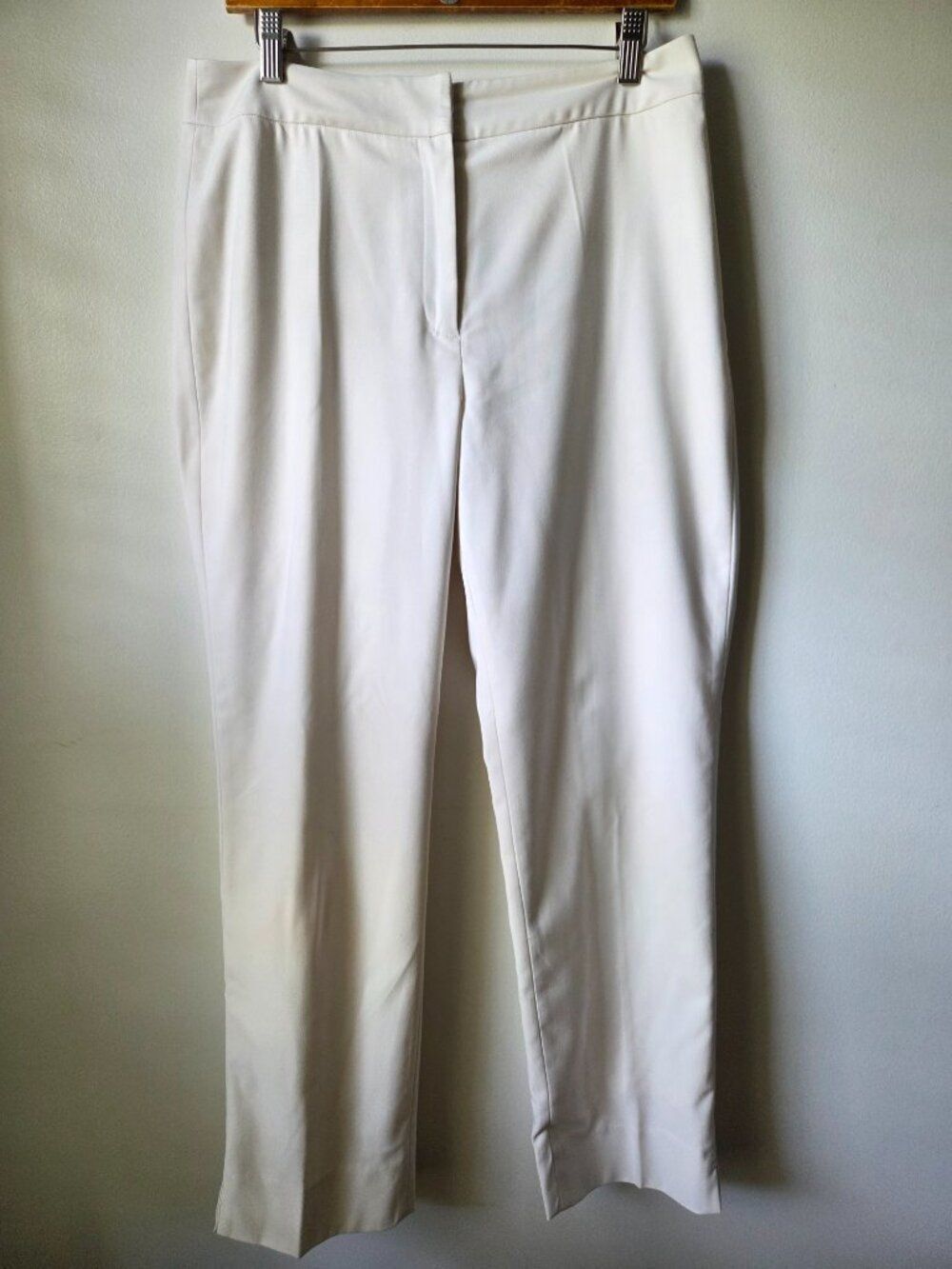 EUC CHICO'S CREAM SOFT PANTS SIZE 1.5 / WOMENS M / 10